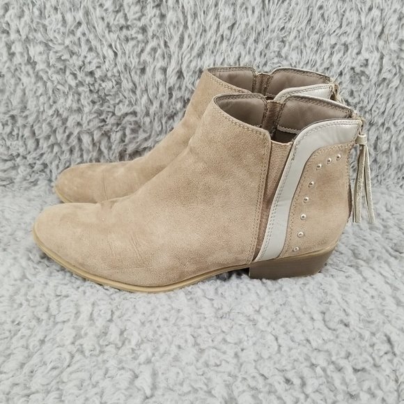Candie's Shoes - Candie's Famous Tan Faux Suede Ankle Boot Women's 9.5 M